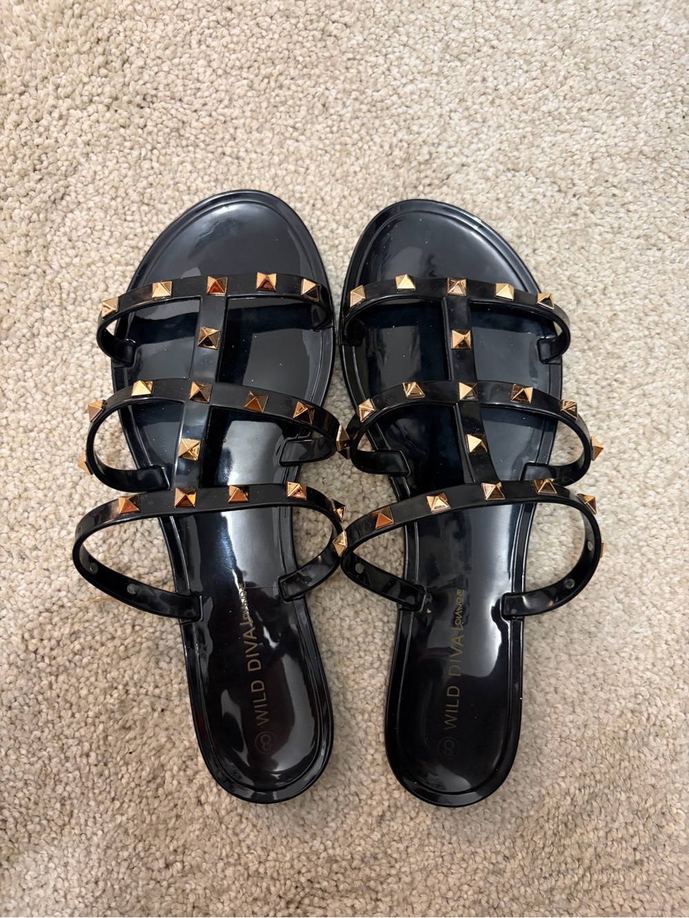 Wild Diva Lounge Black Slide Sandals with Gold Studs Size 8